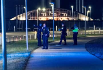 大型ドローン飛行でデンマークの空港閉鎖、運航に混乱　ノルウェーでは外国籍の２人を逮捕