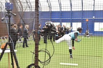 筑波大に新室内練習場開所　投手の動作解析、最新設備導入　関彰商事、一般向けにサービス提供　茨城