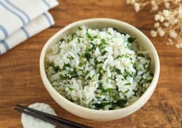 「わかめごはん大好きだった！」「懐かしくて涙でる…」人気の給食メニュー再現レシピ4選