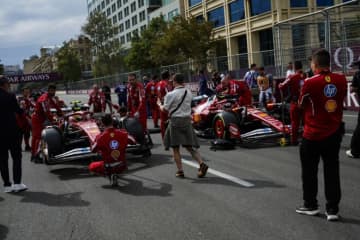 フェラーリ、予選が響き8位＆9位。チームオーダー遂行も失敗。順位戻せなかったハミルトン「判断ミスをシャルルに謝罪」
