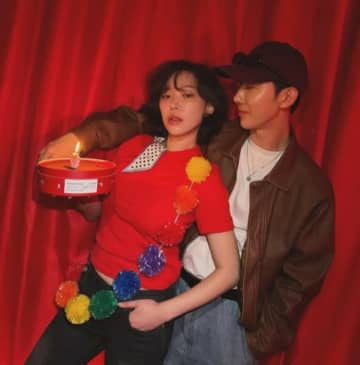 チョ・グォン（2AM）＆ガイン（Brown Eyed Girls）、アダム夫婦の密着スキンシップ…16年の友情は続く