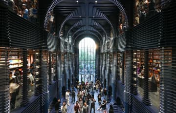 中国・天津鍾書閣書店、「ベルサイユ賞」商業施設部門ノミネート