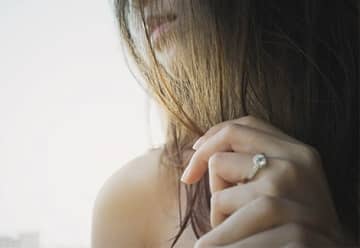 「離婚できない…経済力がないから」麻布十番在住、37歳セレブ妻の苦悩