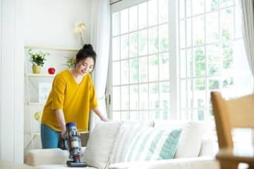 「毎日」or「週1」で真っ二つ！ 掃除機をかける頻度は？