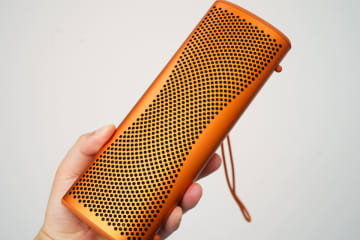 KEF、超弩級「Muon」を小さくしたようなBluetoothスピーカー「Muo」。音質レビュー付き