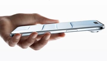 iPhone Air、心配された本体強度とバッテリーの持ちは「問題なし」か。検証の様子が続々