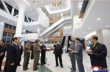 金正恩総書記が竣工を控えた平壌総合病院を視察