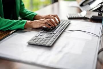 技術者の９０％がＡＩを業務に使用、ただし信頼度は割れる　米グーグル調査