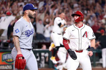 「大谷翔平の素晴らしい投球が無駄になった」ド軍ブルペン陣またも崩壊…９回サヨナラ負けスコットにLAメディア断罪「今年10回目のセーブ失敗」「絶対に許さない」