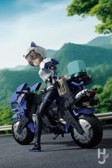 「30MS ニャレンティ＝ニャボロ」をバイクで旅するライダー風にカスタマイズ！ キャノンバイクを2つ使用し、よりボリュームアップしたビークルにも注目！