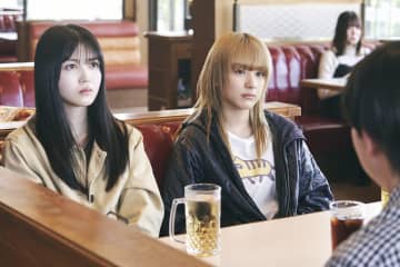 久保史緒里×平祐奈の笑顔と涙のクランクアップの様子が　『ネムルバカ』メイキング映像