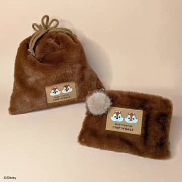 キャンドゥ“チップ＆デール”の秋グッズ発売！　赤いキノコにもたれる姿がかわいい「ミニトート」など展開