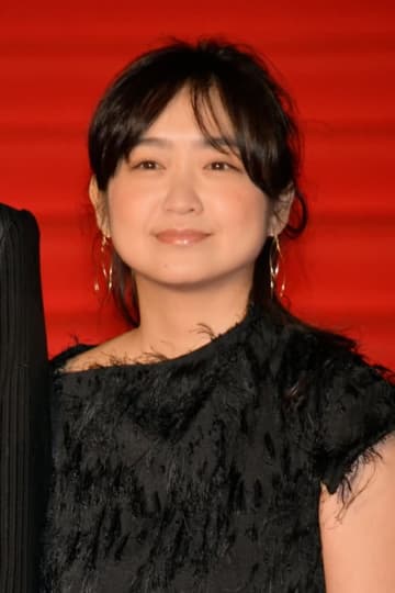 「変貌ぶりにびっくり」池脇千鶴の近影にSNS驚き「貫禄が…」「池脇さん！？」