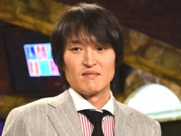 千原ジュニア、ボクシング元世界王者とばったり　豪華すぎる3ショットに「オフの時はお顔全然ちがいますね」の声
