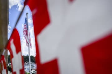 米国依存から脱却へ　貿易多角化進めるスイス