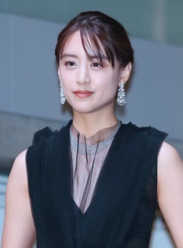 山本美月、万博での親子ショットに反響「可愛すぎますね」「オーラ半端ない」