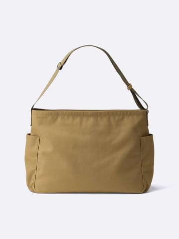 【GU】荷物ガバッと入る♡「コスパ抜群バッグ」