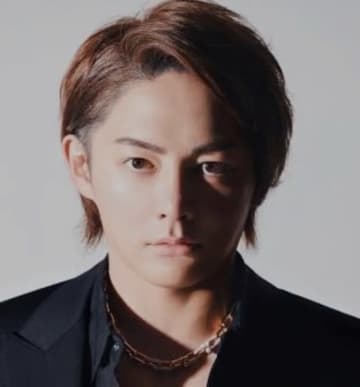 三崎優太、林芳正氏の「首相の報酬4000万は低い」発言に苦言。SNSでは「なんの成果も上げなくても良いんだから楽ですね」と厳しい声も