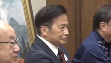 社民党副党首にラサール石井氏「その名に恥じぬように」　福島党首「一騎当千で百万馬力」