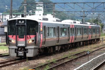 JR西227系500番台「Urara」、運行区間を拡大 岡山の全電化区間へ投入！