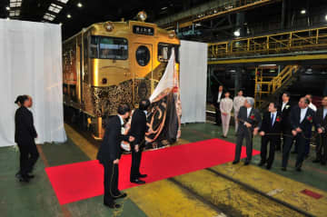或る列車―時代を超えて蘇った“幻の豪華列車”