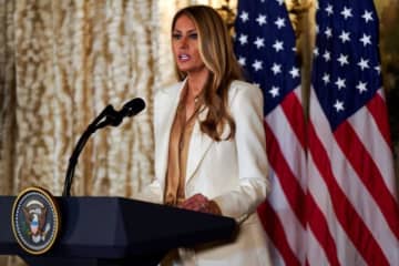 メラニア夫人、子どもとＡＩに関する連合の立ち上げを発表　面会望むウクライナ大統領夫人とは挨拶のみ
