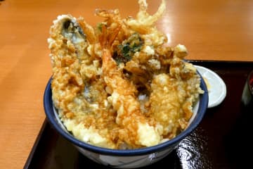 天丼てんやで「牡蠣と秋刀魚の秋天丼」を食べてきた