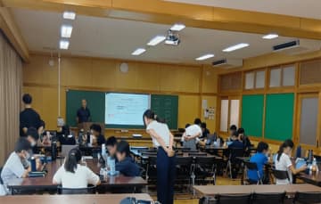 茨城中学校がイー・ラーニング研究所の「非認知能力検定」を実施、小学生20名が受験対策・面接力強化に向けた学びを体験