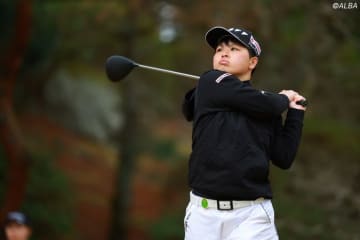 大林奈央が3年ぶりステップVへ単独首位発進　宮澤美咲は2位