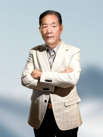 上海恵風閣芸術品センター理事長 呉稚亮氏のインタビュー記事を『人民日報海外版日本月刊』にて公開　自然の移ろいにたゆたう心、恵みの風は穏やかに