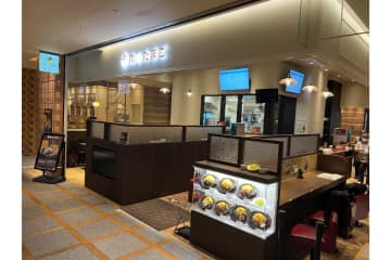 肉オムライス専門店「肉とたまご」の新店が日本橋にオープン