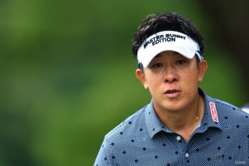 ロープ杭を突き刺した右手に「電気が…」 2位発進の上井邦浩に思わぬアクシデント