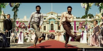 ド派手なアクション、華やかなダンスと音楽だけじゃない!? 珠玉のインド映画10選