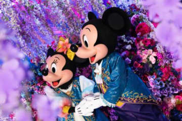 蜷川実花がファンタジースプリングスを撮影　写真展や東京ディズニーシーでのメニュー提供を実施