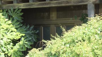 自宅を訪れた兄を刃物で刺し殺害した疑い　70歳の弟を逮捕　青森・むつ市