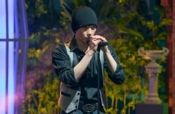 キム・ヨンデ「音楽中心」に出演！ドラマ「月まで行こう」登場人物としてOSTを歌唱