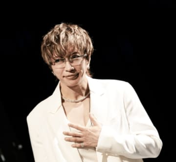 「いっそ全部AIに置き換えてしまった方が…」GACKT、海外の『AI大臣』に触れ日本にも提言。「AIなら裏金、天下り、不正はないだろうね」と賛同する声も