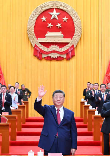 習近平氏、新疆ウイグル自治区成立70周年の祝賀大会に出席