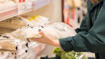 コメ価格、再び「異常事態」へ…食卓を襲う「5kg4,000円超え」の新米シーズン到来【解説：エコノミスト宅森昭吉氏】