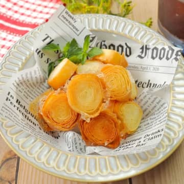 【ギョーザの皮さえあればOK】「材料3つで超簡単」「もはやお店の味だわ」トースターで作れる激ウマおやつレシピ