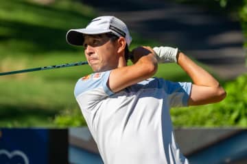 吉桑佑太が3打差3位発進 ジャズ2位