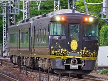 観光列車「はなあかり」、初の三重県へ！関西本線で実証運行 JR西日本