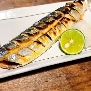 【え、こんなに簡単？】サンマの内臓＆骨が一瞬でスルッと取れる裏ワザ
