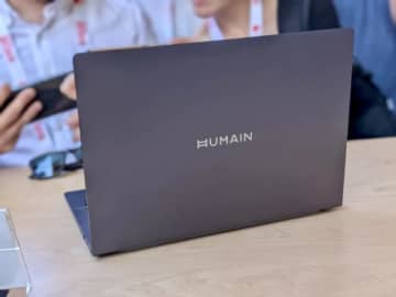 あの楽天モバイル元CEOが披露した「AIノートPC」が何だか凄そう　Windows発明以来の刷新うたう