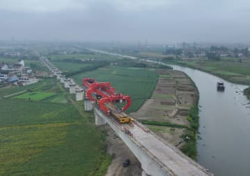 中国・滬寧合高速鉄道の上海－南京区間で橋桁架設順調