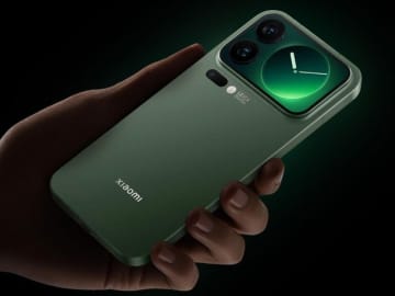 「Xiaomi 17」登場　7000mAh巨大バッテリー、Proモデルはサブ画面付き