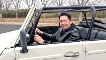 桐島ローランドが『おぎやはぎの愛車遍歴』に登場　初愛車はアルファ ロメオ ジュリア スーパー