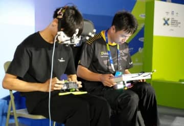 ドローンレーシングワールドカップが上海で開催