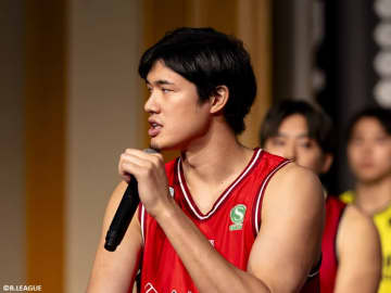 千葉J・渡邊雄太「ポジティブなエネルギーを与えたい」復活を誓うBリーグ2季目への思い