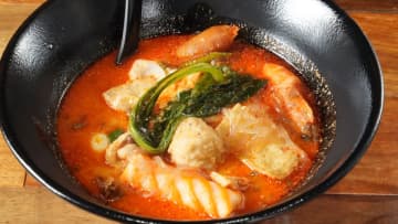 京都駅前に麻辣湯専門店「香香麻辣湯(シャンシャンマーラータン)」がオープン　野菜中心のトッピング80種×スープ3種×個性派追加麺5種による無限の組み合わせが味わえる